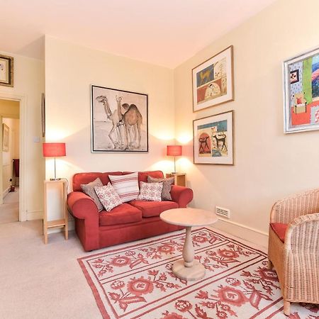 Апартаменты Smart Flat Near Pimlico Tube Лондон Экстерьер фото