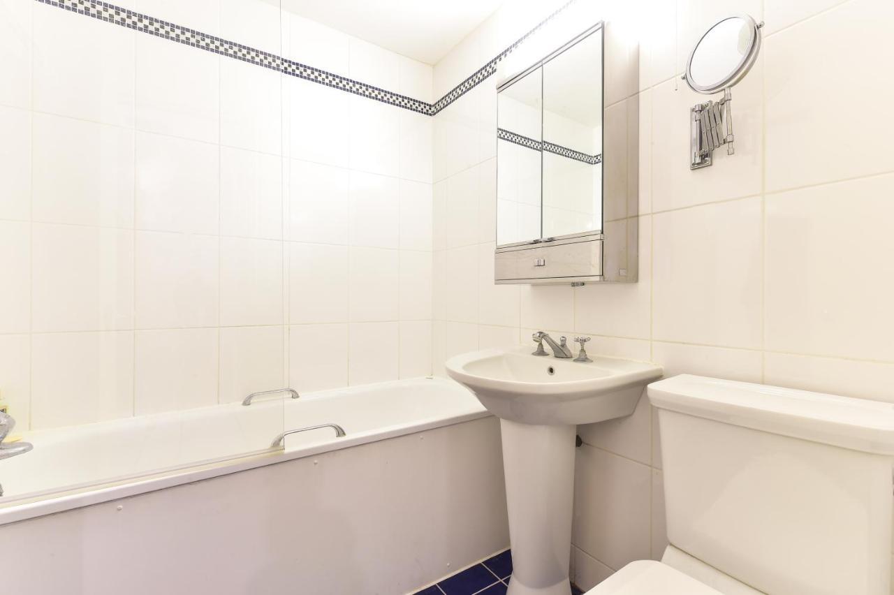 Апартаменты Smart Flat Near Pimlico Tube Лондон Экстерьер фото